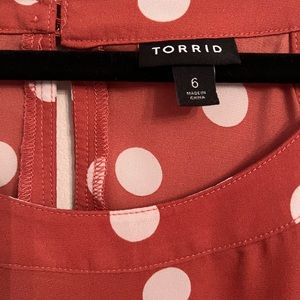 Torrid High Neck Sleeveless Halter Top. Coral/pink white polka dot.Flowy tunic.